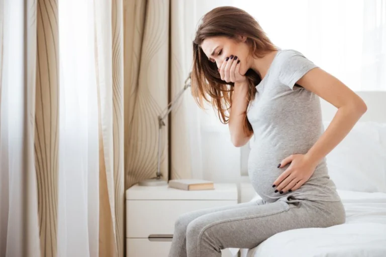 Understanding Third Trimester Nausea: Causes and Remedies